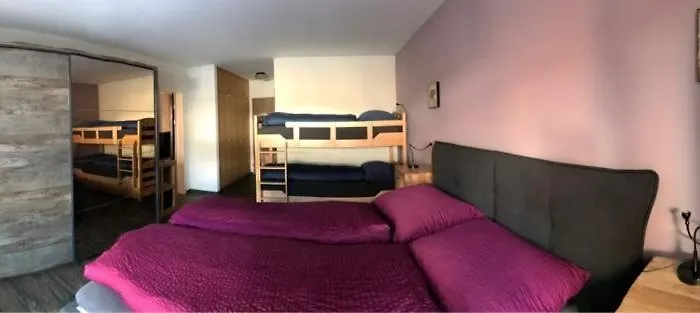 Apartment Derby 25 *